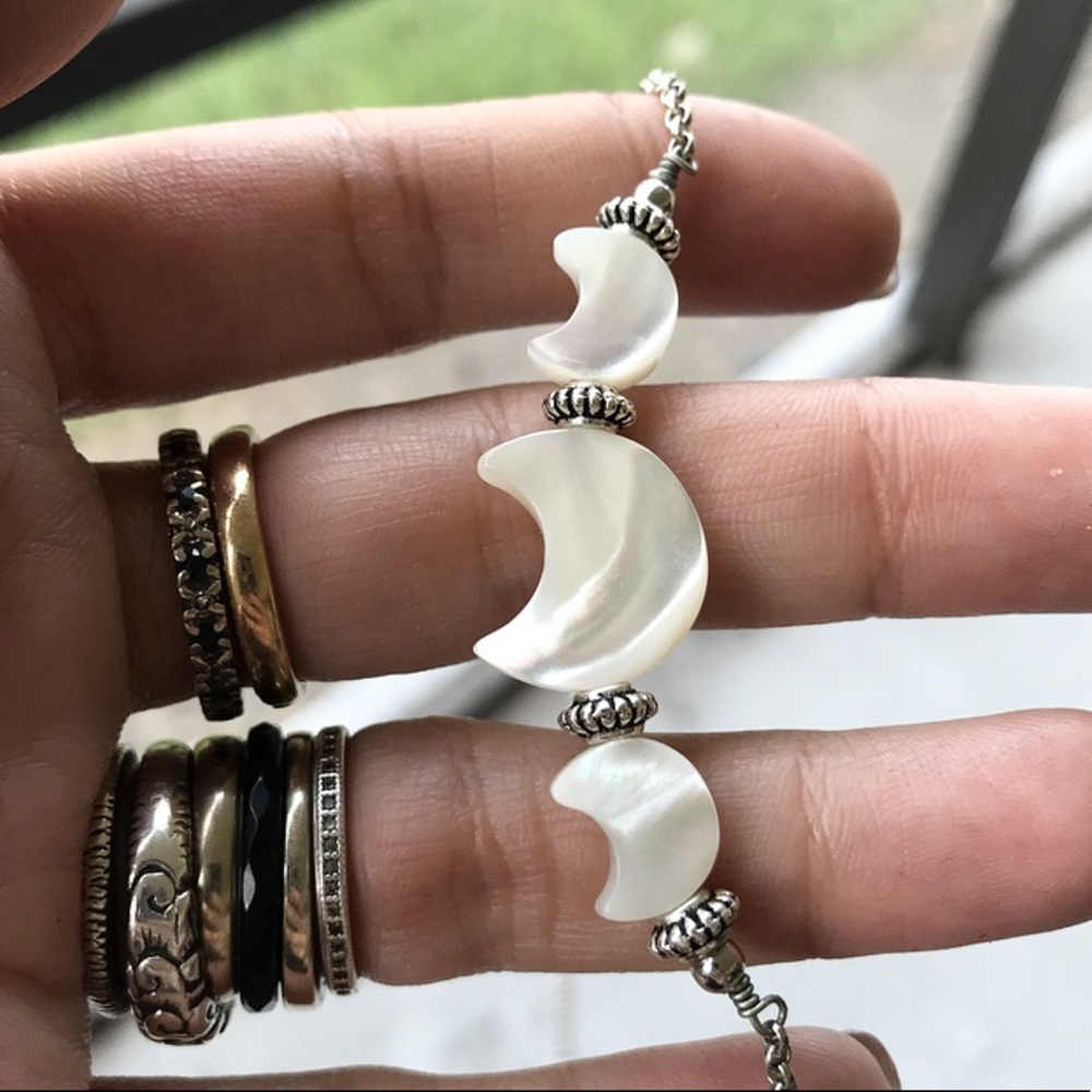 Moon pearl necklace . Genuine mother of pearl crecent moon charms boho necklace - Picture 6 of 7